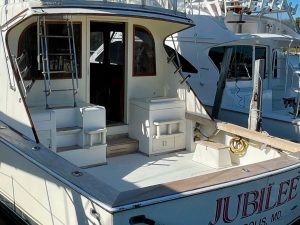 cockpit, Post 46, trawler for sale