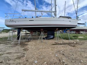 boatyard, Beneteau 40 First, sailboat for sale
