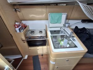 interior, Beneteau 40 First, sailboat for sale