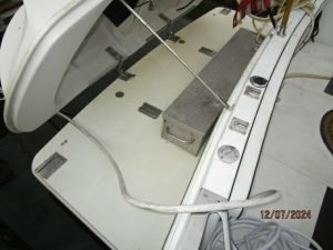 deck, Carver 40, trawler for sale
