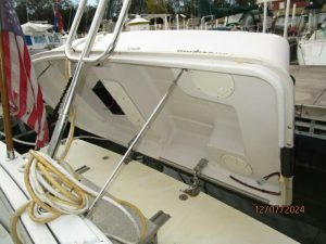 cockpit, Carver 40, trawler for sale