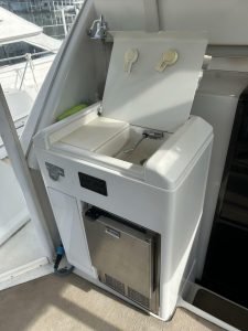 cockpit, Carver 40, trawler for sale