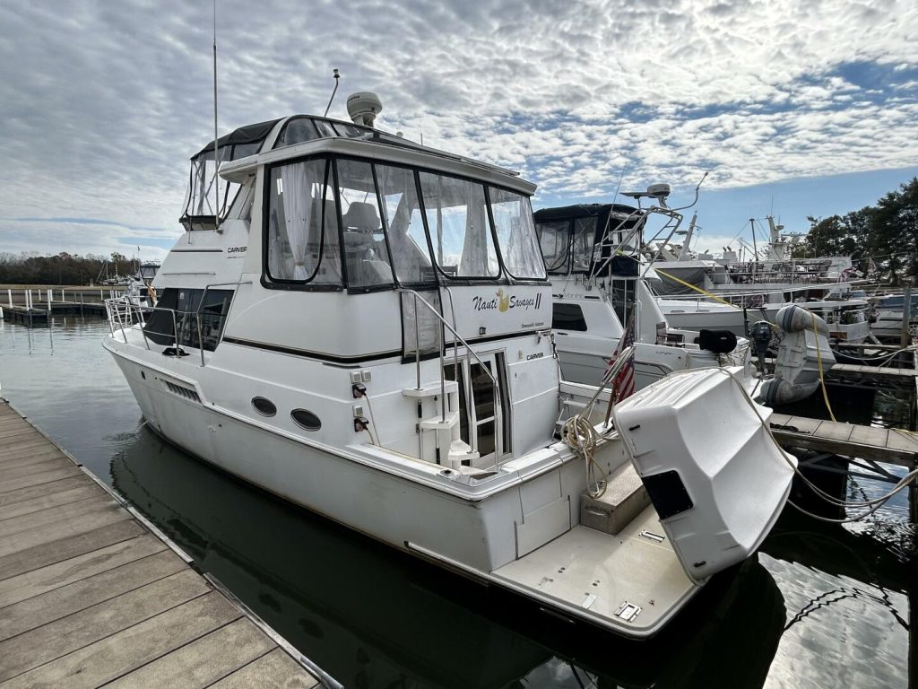 Carver 40 Cockpit, trawler for sale