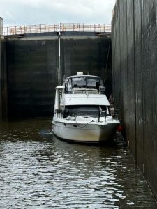 exterior, Carver 40, trawler for sale