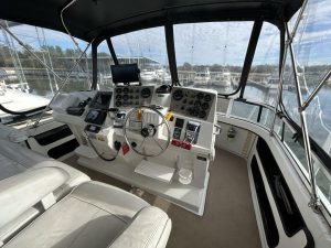helm, Carver 40, trawler for sale