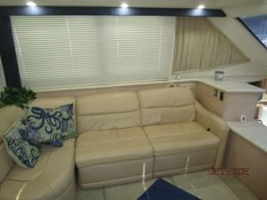salon, Carver 40, trawler for sale