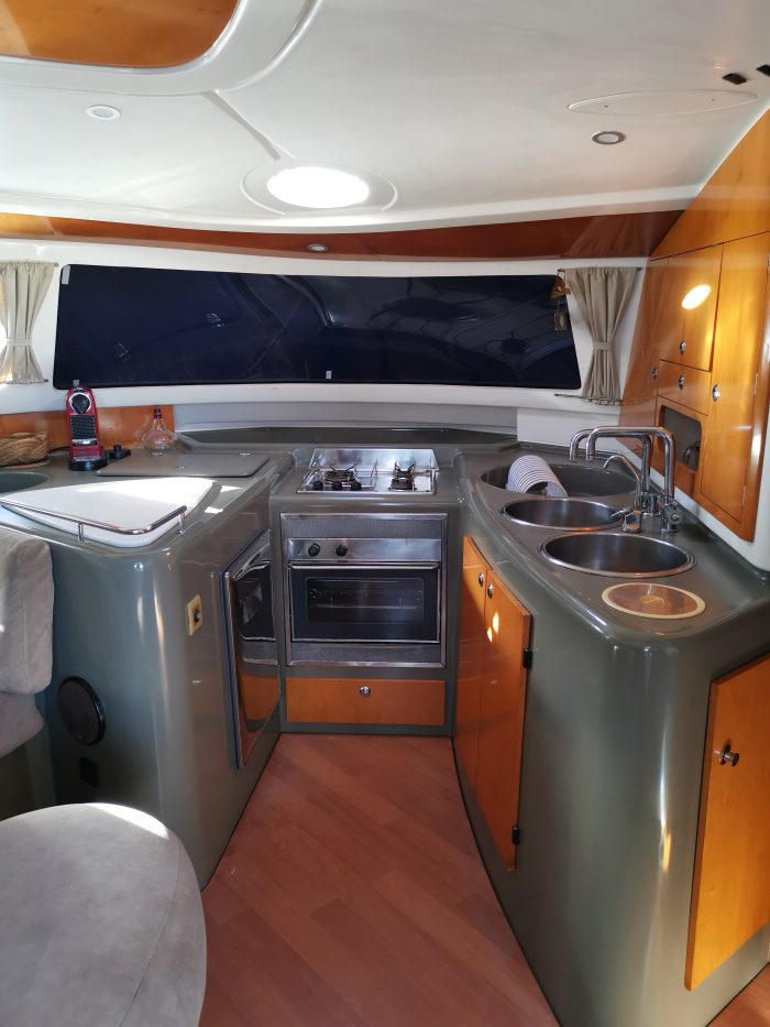 navigation station, FP 43 Belize, catamaran for sale