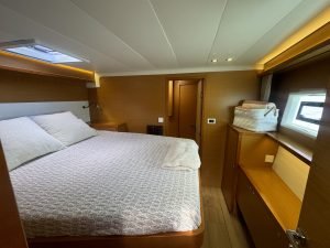 bed, Lagoon 52F, catamaran for sale