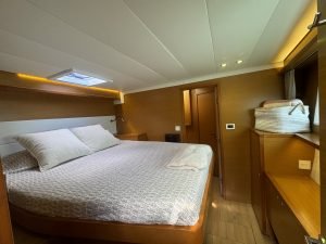 bed, Lagoon 52F, catamaran for sale