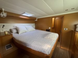 bed, Lagoon 52F, catamaran for sale