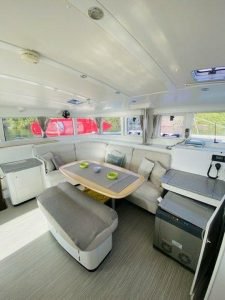 salon, Lagoon 440, catamaran for sale