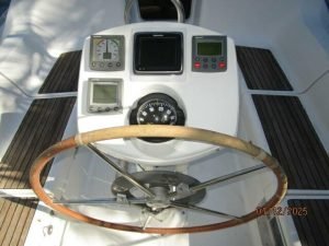 helm, Jeanneau 37 Sun Odyssey, sailboat for sale