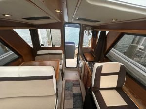 salon, Cutwater, trawler for sale