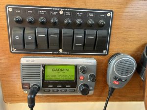 navigation station, Cutwater, trawler for sale