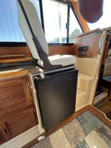 interior, Cutwater, trawler for sale