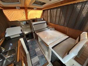salon, Cutwater, trawler for sale