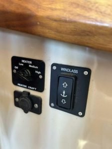 navigation station, Cutwater, trawler for sale
