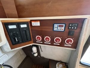 navigation station, Cutwater, trawler for sale