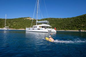 underway, Lagoon 620, catamaran for sale
