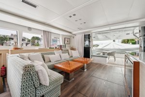 salon, Lagoon 620, catamaran for sale