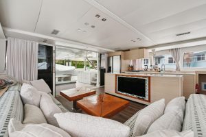 salon, Lagoon 620, catamaran for sale