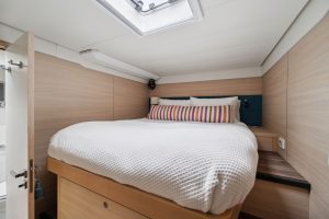 bed, Lagoon 620, catamaran for sale