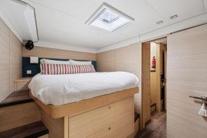 bed, Lagoon 620, catamaran for sale