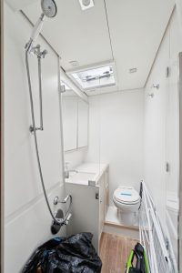 bath, Lagoon 620, catamaran for sale