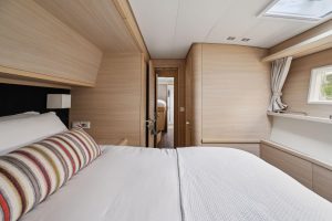bed, Lagoon 620, catamaran for sale