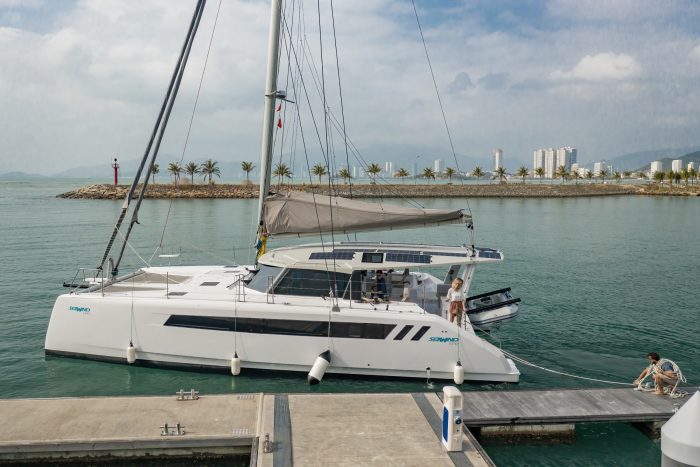 exterior, Seawind 1370, catamaran for sale