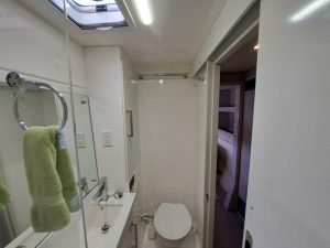 bath, Leopard 58, catamaran for sale