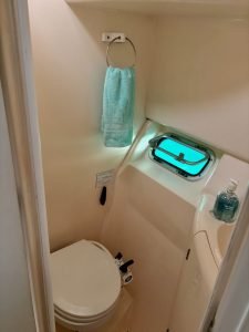 bath, Leopard 38, catamaran for sale