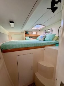 bed, Leopard 38, catamaran for sale