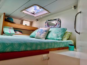 bed, Leopard 38, catamaran for sale