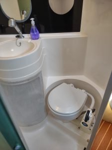 bath, FP 42 Venezia, catamaran for sale