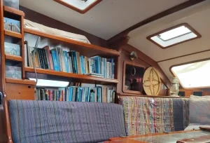 salon, Prout 39 Escale, catamaran for sale