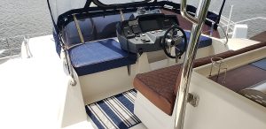helm, Aquila 48, power catamaran for sale