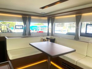 salon, Lagoon 50, catamaran for sale