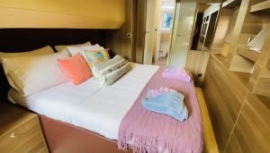 bed, Bali 5.4, catamaran for sale