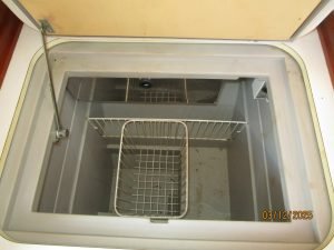 interior, Beneteau 43 Oceanis, sailboat for sale