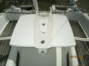 cockpit, Beneteau 43 Oceanis, sailboat for sale