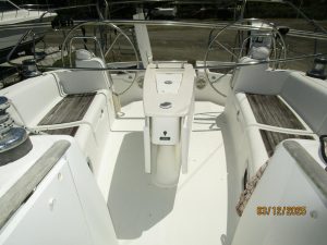 cockpit, Beneteau 43 Oceanis, sailboat for sale