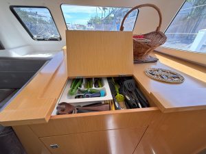 salon, FP 36 Mahe, catamaran for sale