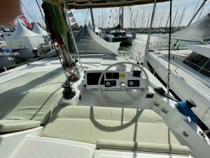 helm, Bali 4.2, catamaran for sale