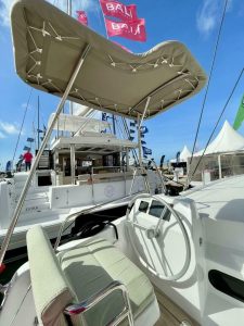 helm, Bali 38 Catsmart, catamaran for sale