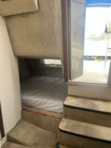 bed, Carver, trawler for sale