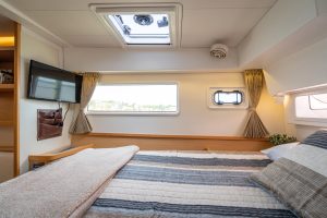 Lagoon 42, catamaran for sale
