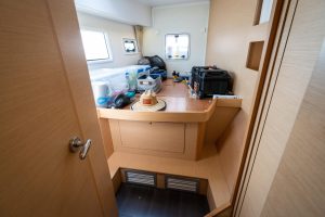 Lagoon 42, catamaran for sale