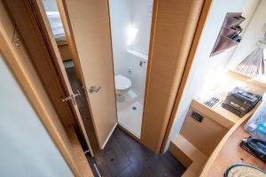 Lagoon 42, catamaran for sale