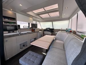 salon, FP MY4.S, power catamaran for sale